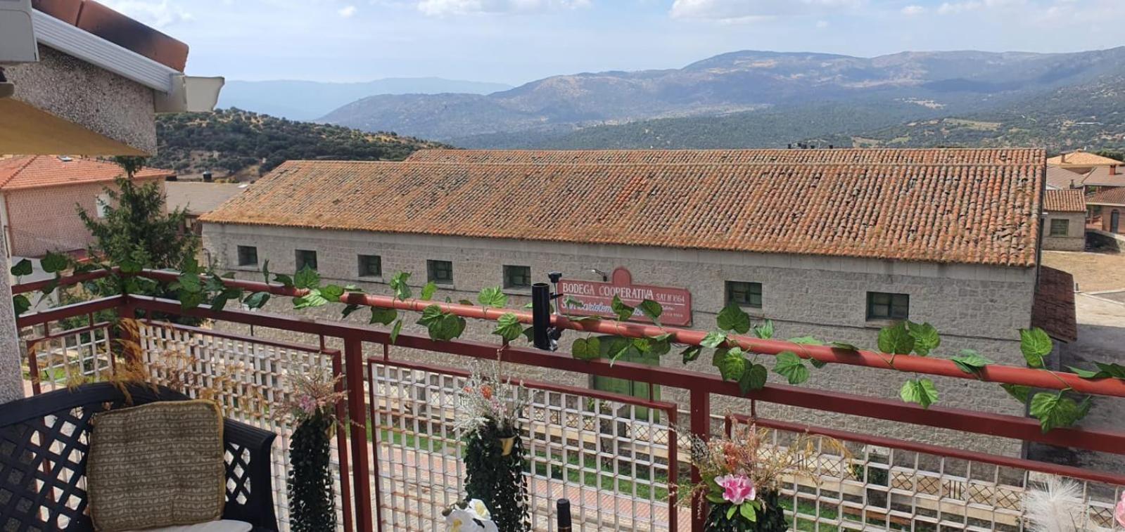 Rural En Sierra De Gredos * San Bartolome de Pinares